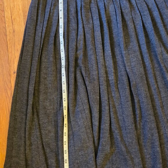 Sezane Leonine Style Gray Pleated Knit Skirt – Size XL - Picture 2 of 4